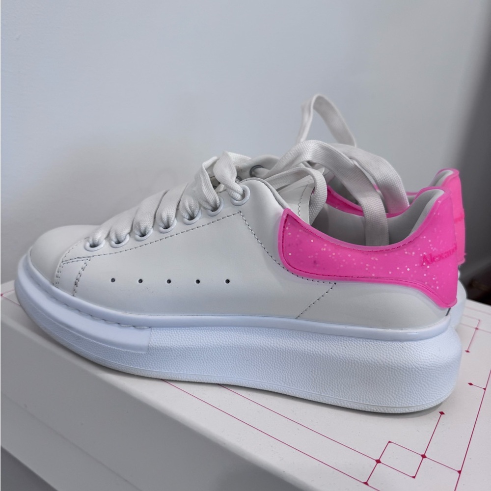 Alexander McQueen White and Bright Pink Glitter Larry Sneakers Size 36 - Picture 3 of 7